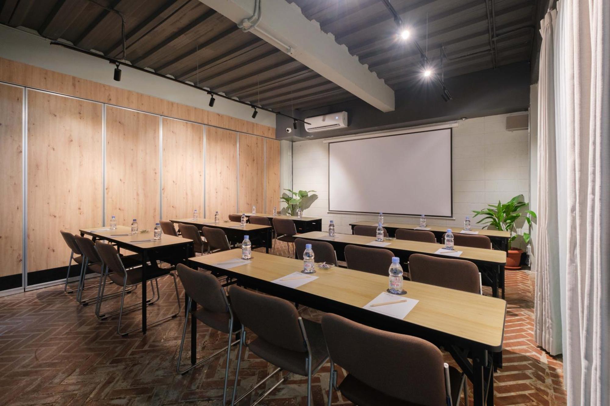 Hotel Teduh Simatupang Jakarta Exterior foto